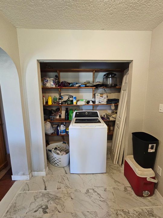 For Rent: $2,800 (3 beds, 2 baths, 1505 Square Feet)