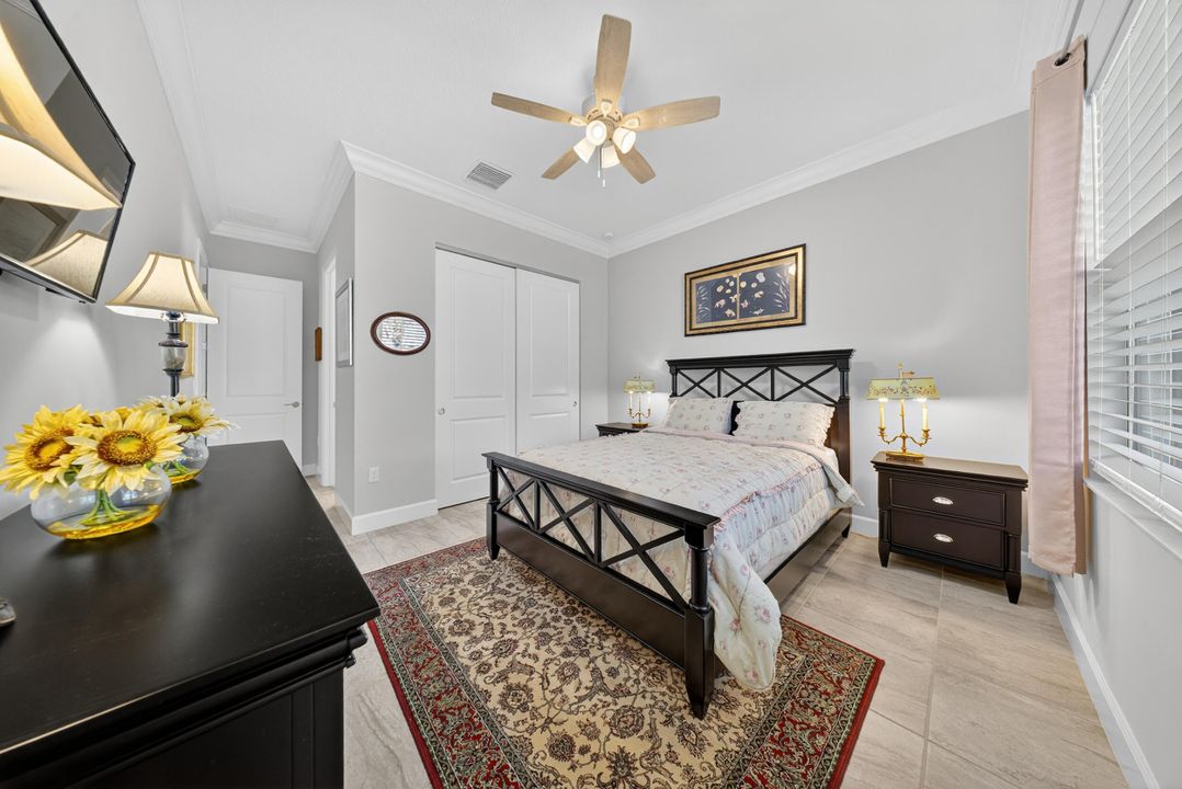 For Sale: $899,000 (2 beds, 3 baths, 2740 Square Feet)