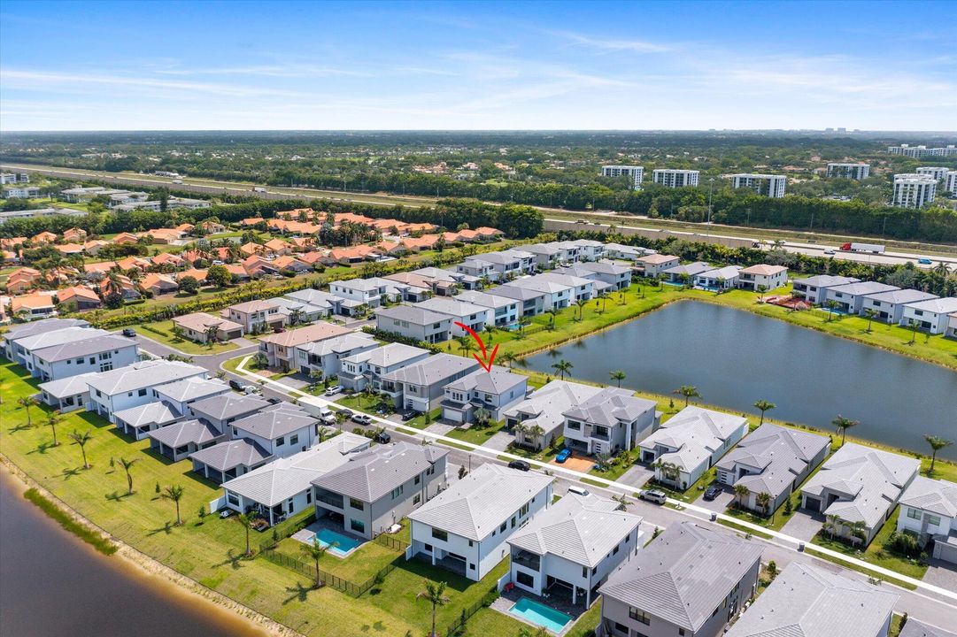 En Venta: $2,095,000 (5 camas, 5 baños, 3882 Pies cuadrados)