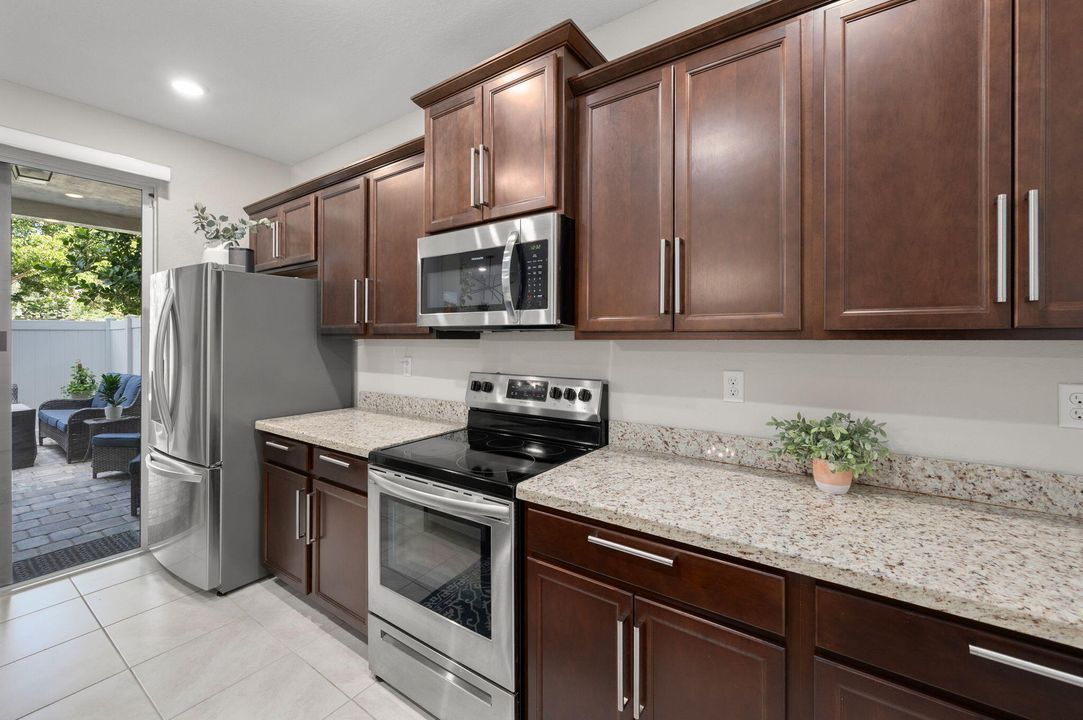 For Rent: $3,500 (3 beds, 2 baths, 1791 Square Feet)