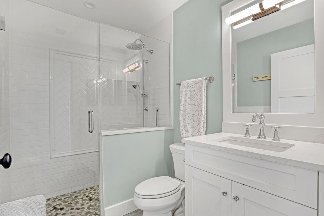 En Venta: $1,995,000 (5 camas, 4 baños, 2195 Pies cuadrados)