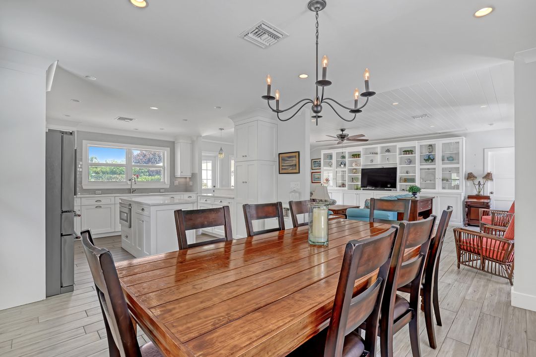 En Venta: $1,995,000 (5 camas, 4 baños, 2195 Pies cuadrados)