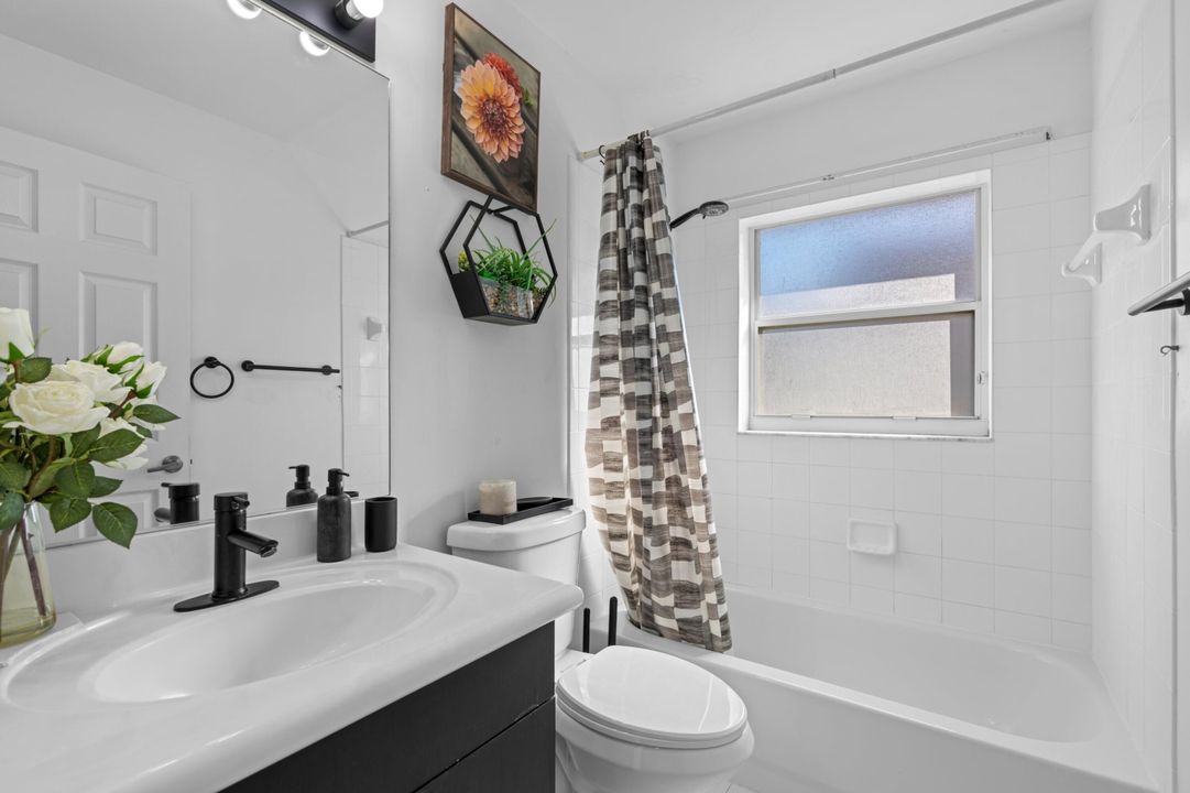 En Venta: $525,000 (3 camas, 2 baños, 1813 Pies cuadrados)