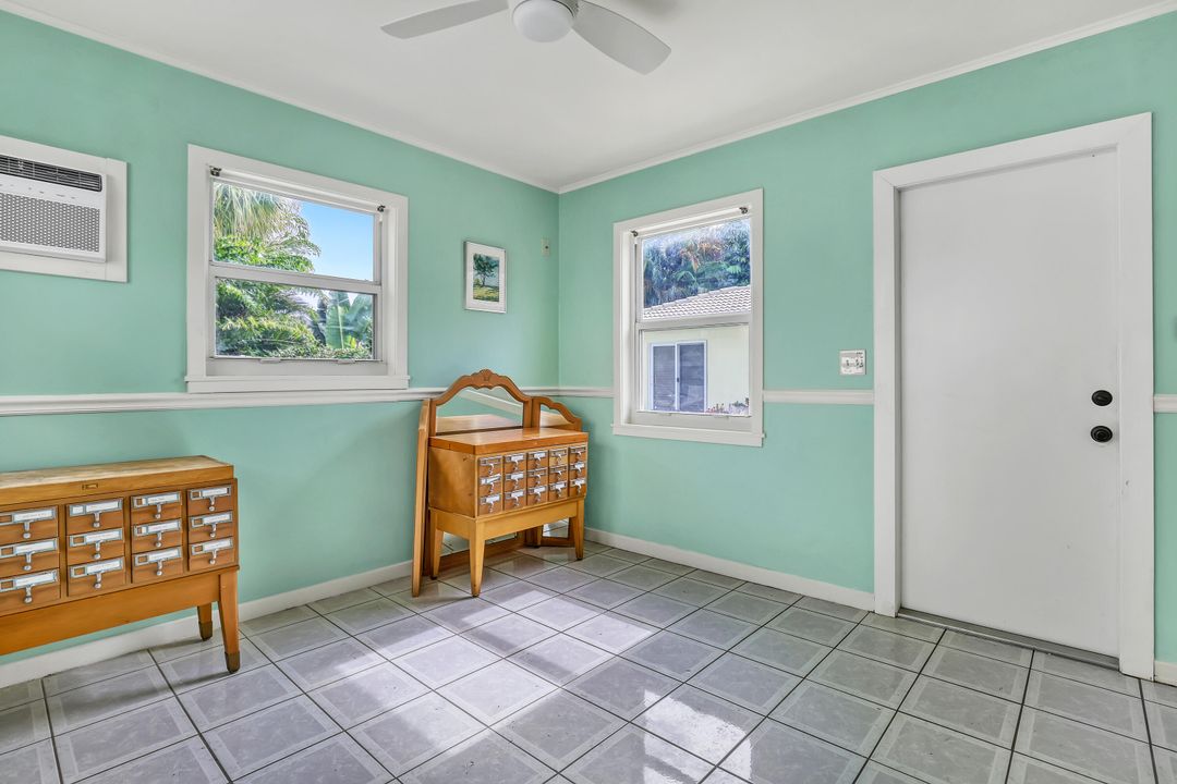 En Venta: $1,995,000 (5 camas, 4 baños, 2195 Pies cuadrados)