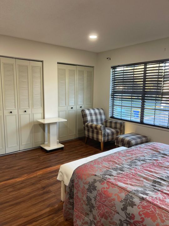 待售: $299,900 (3 贝兹, 2 浴室, 1554 平方英尺)