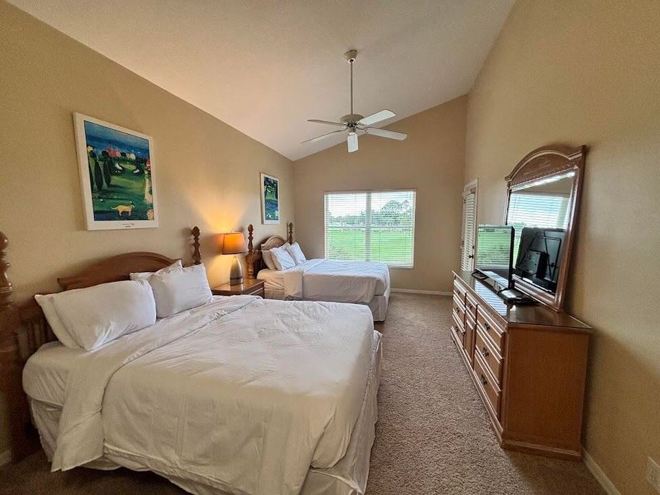 На продажу: $299,000 (2 спален, 2 ванн, 1196 Квадратных фут)