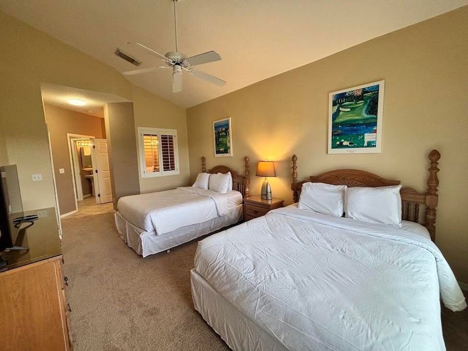 На продажу: $299,000 (2 спален, 2 ванн, 1196 Квадратных фут)