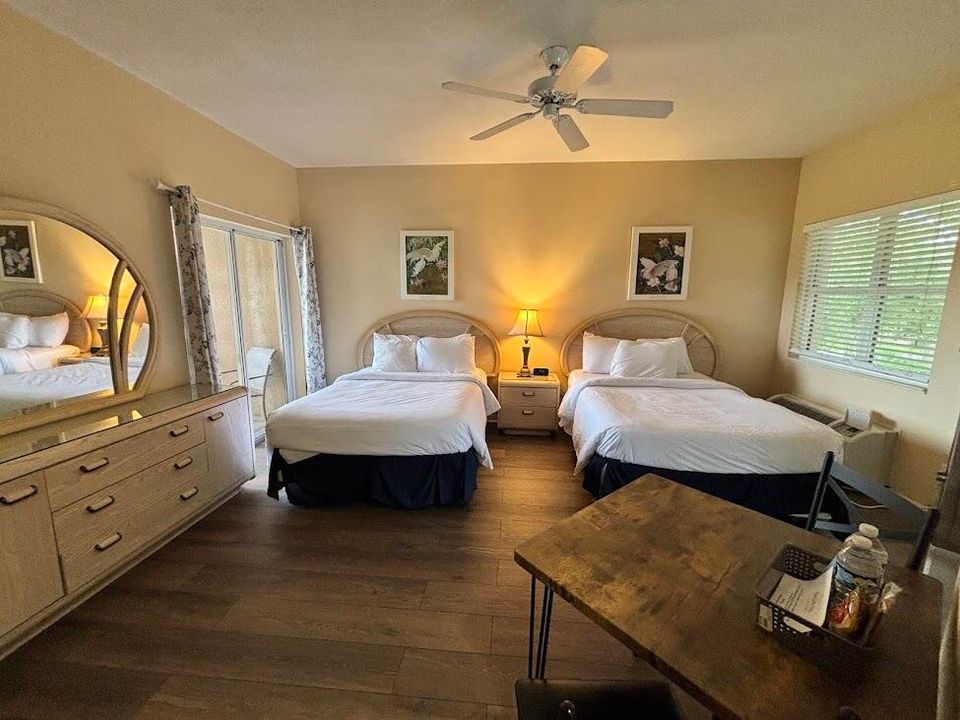 На продажу: $299,000 (2 спален, 2 ванн, 1196 Квадратных фут)