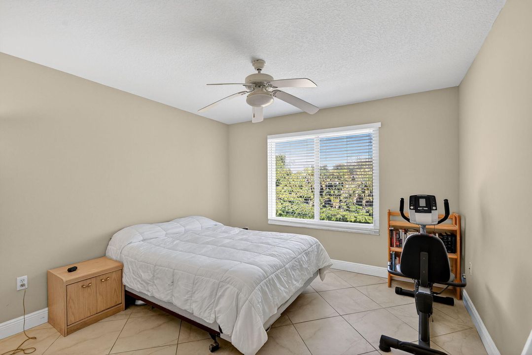 En Venta: $275,000 (2 camas, 2 baños, 1008 Pies cuadrados)