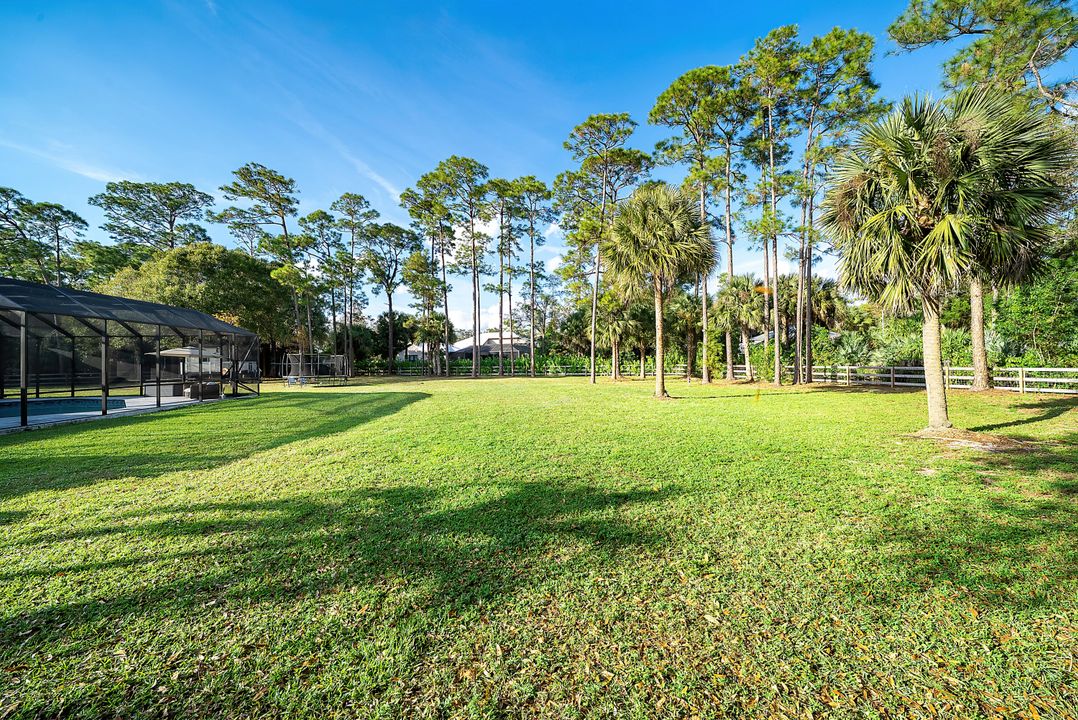 合同活跃: $2,499,000 (5 贝兹, 3 浴室, 3363 平方英尺)