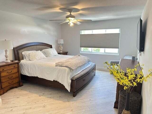 出租: $7,000 (2 贝兹, 2 浴室, 1250 平方英尺)