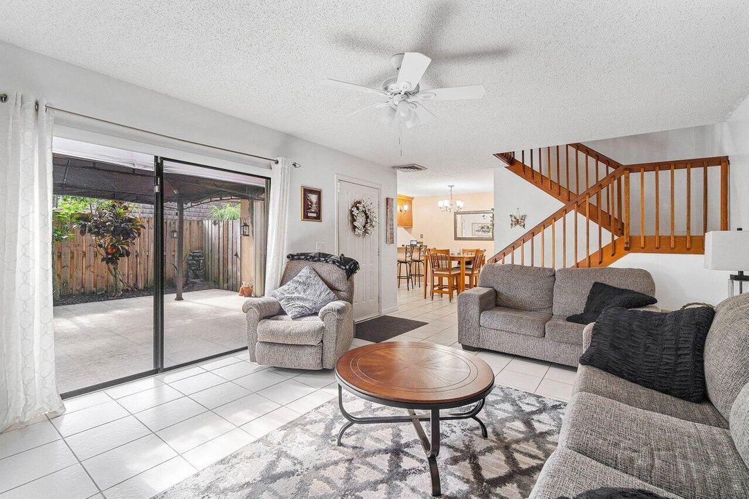 For Sale: $295,000 (3 beds, 2 baths, 1488 Square Feet)