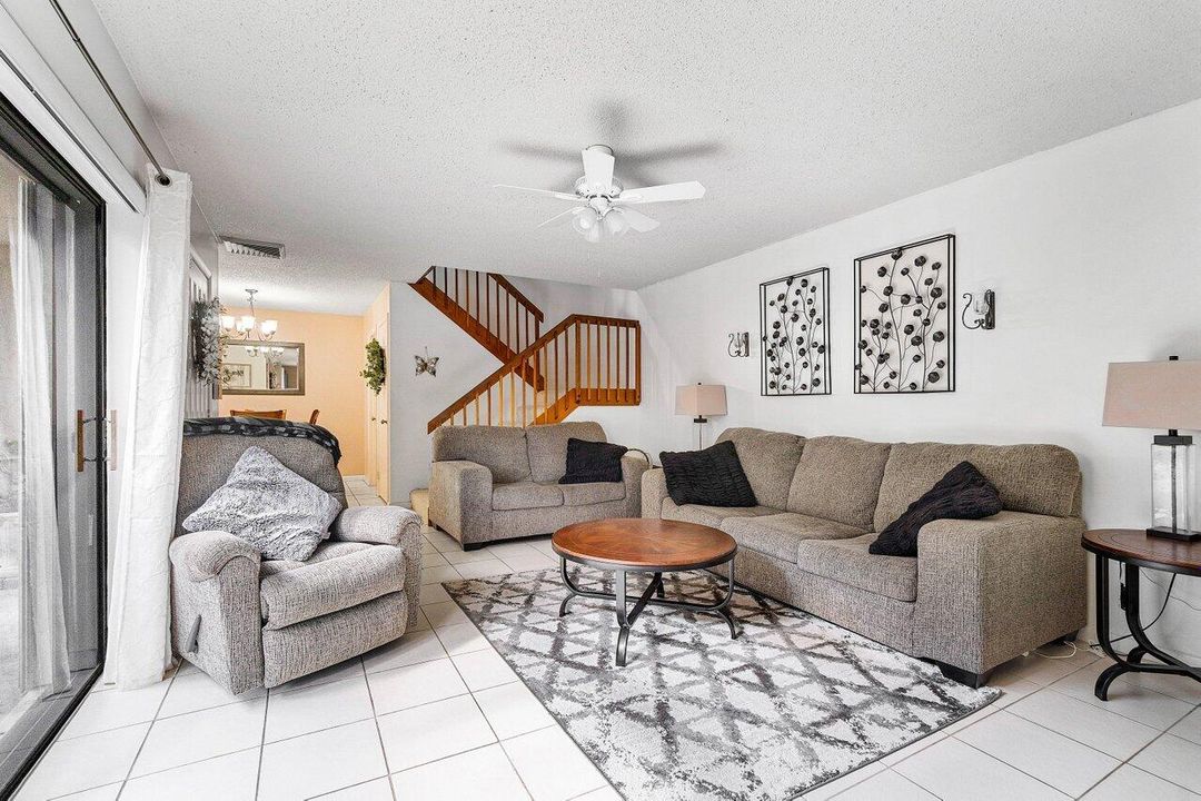 For Sale: $295,000 (3 beds, 2 baths, 1488 Square Feet)