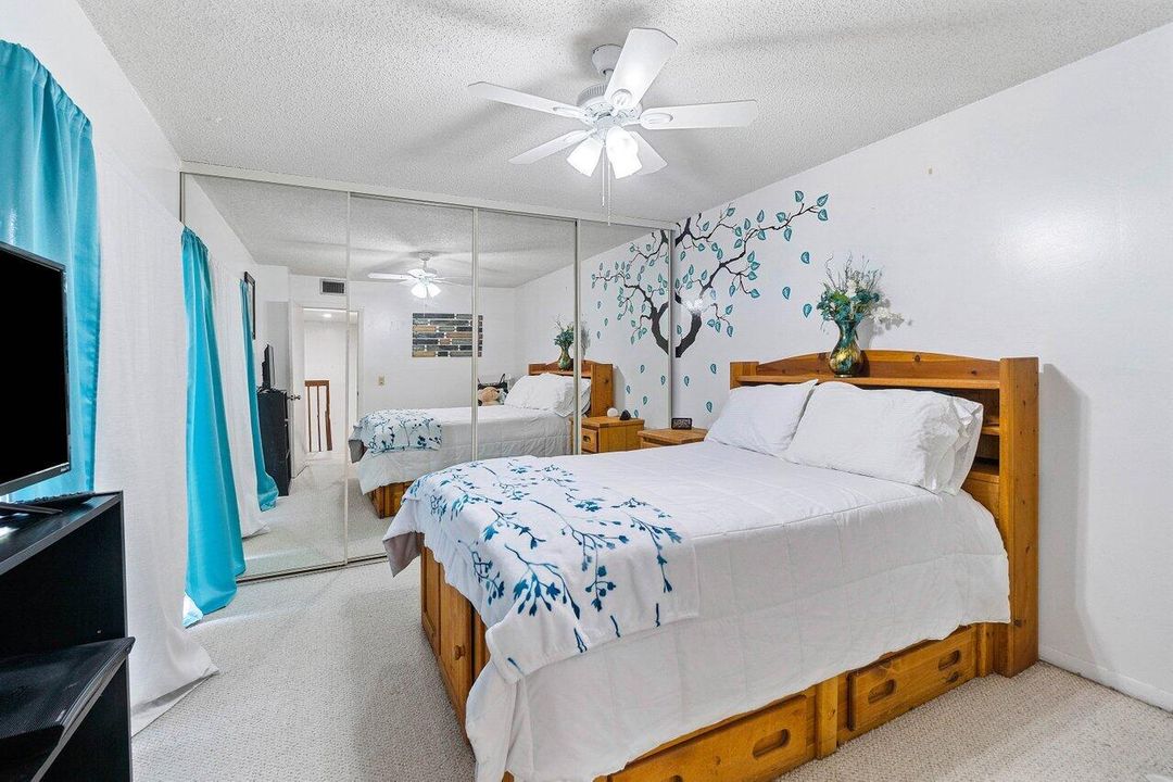 For Sale: $295,000 (3 beds, 2 baths, 1488 Square Feet)