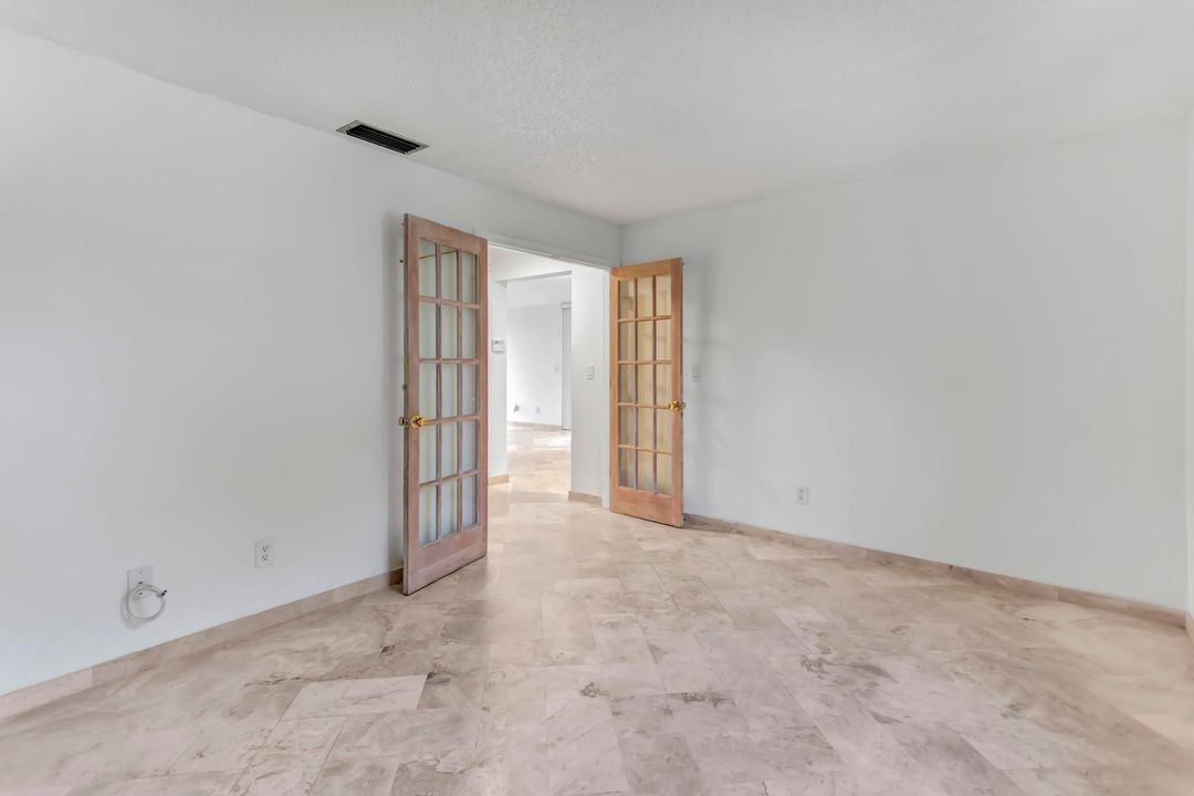 出租: $2,750 (2 贝兹, 2 浴室, 1108 平方英尺)