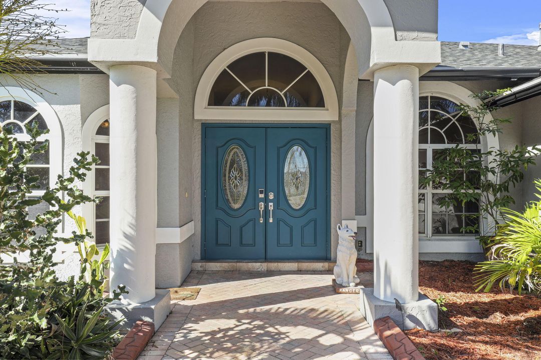 На продажу: $580,000 (4 спален, 2 ванн, 2080 Квадратных фут)