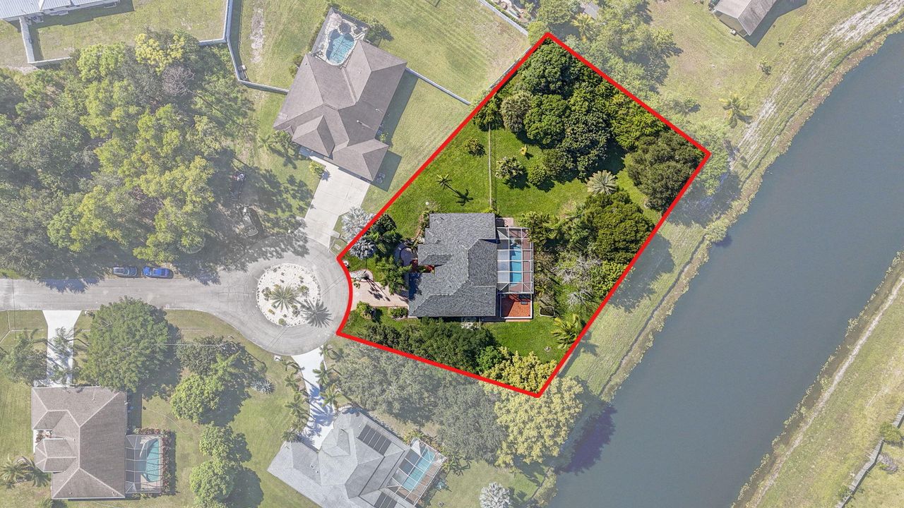 На продажу: $580,000 (4 спален, 2 ванн, 2080 Квадратных фут)