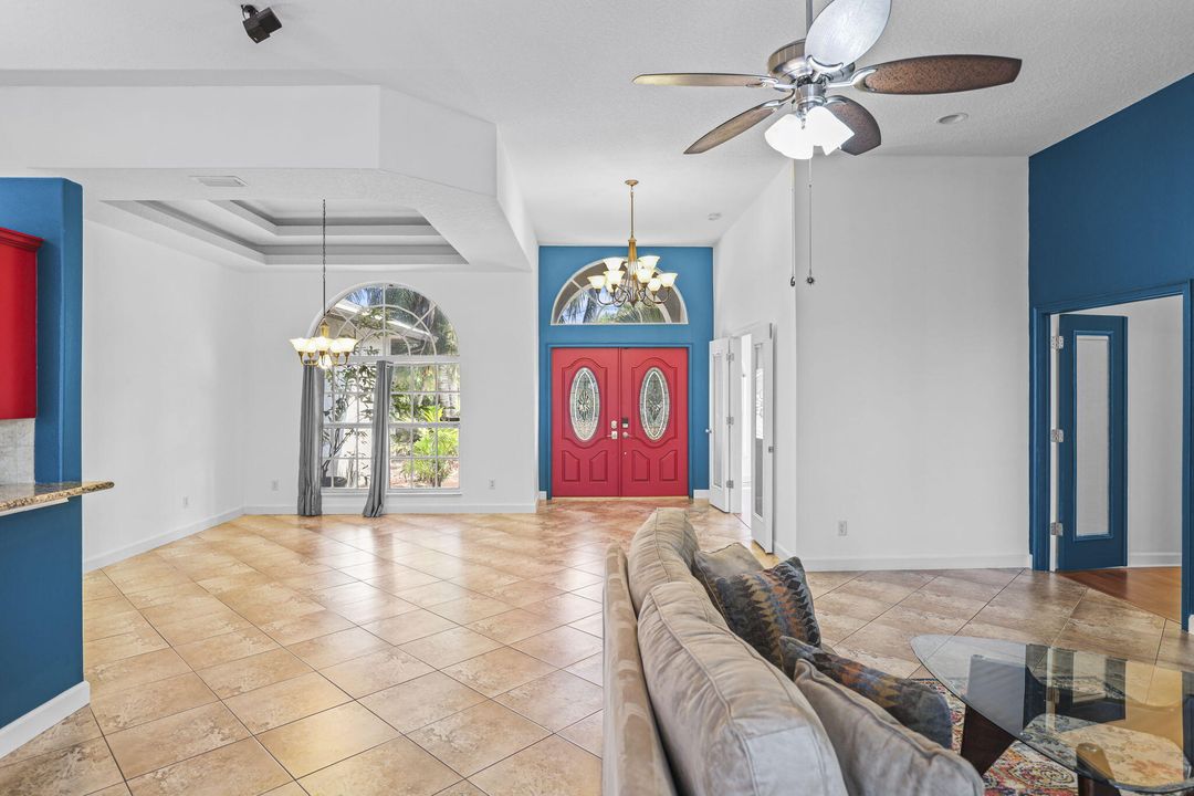 На продажу: $580,000 (4 спален, 2 ванн, 2080 Квадратных фут)