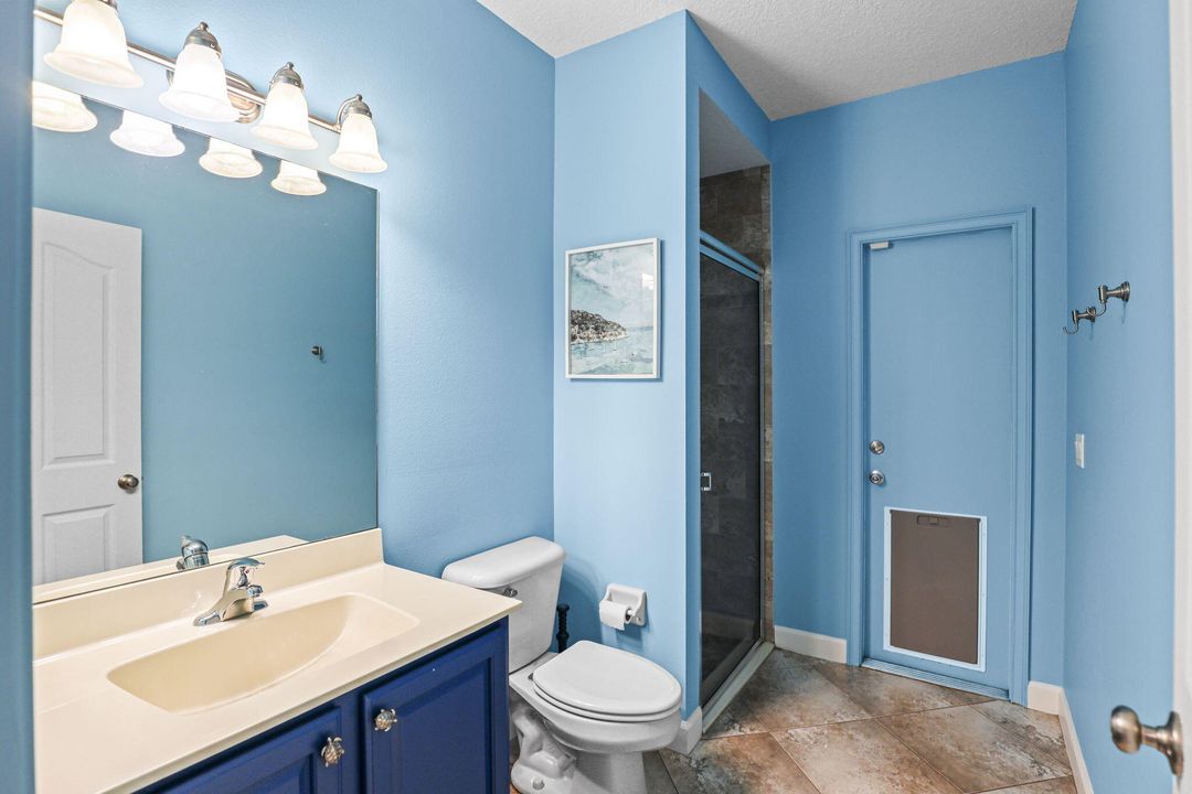 На продажу: $580,000 (4 спален, 2 ванн, 2080 Квадратных фут)