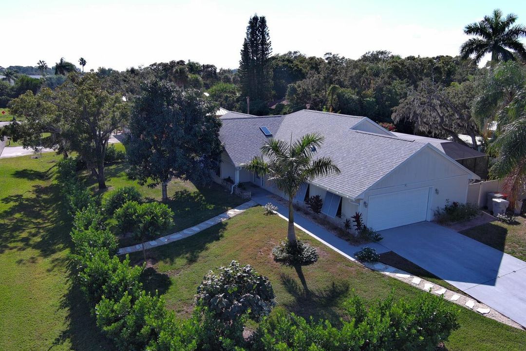 For Sale: $540,000 (3 beds, 2 baths, 2184 Square Feet)