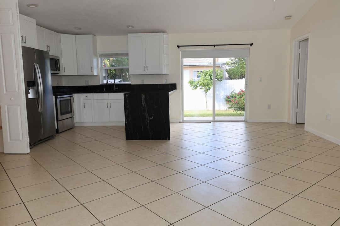 En Venta: $480,000 (3 camas, 2 baños, 1234 Pies cuadrados)