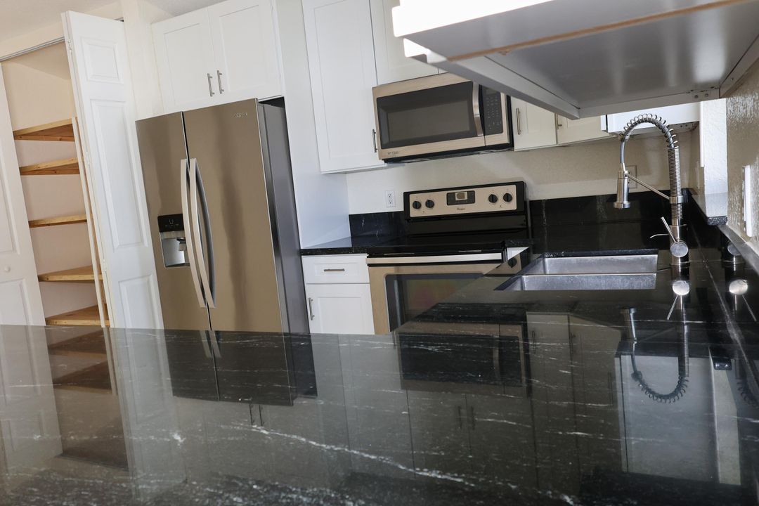 En Venta: $480,000 (3 camas, 2 baños, 1234 Pies cuadrados)