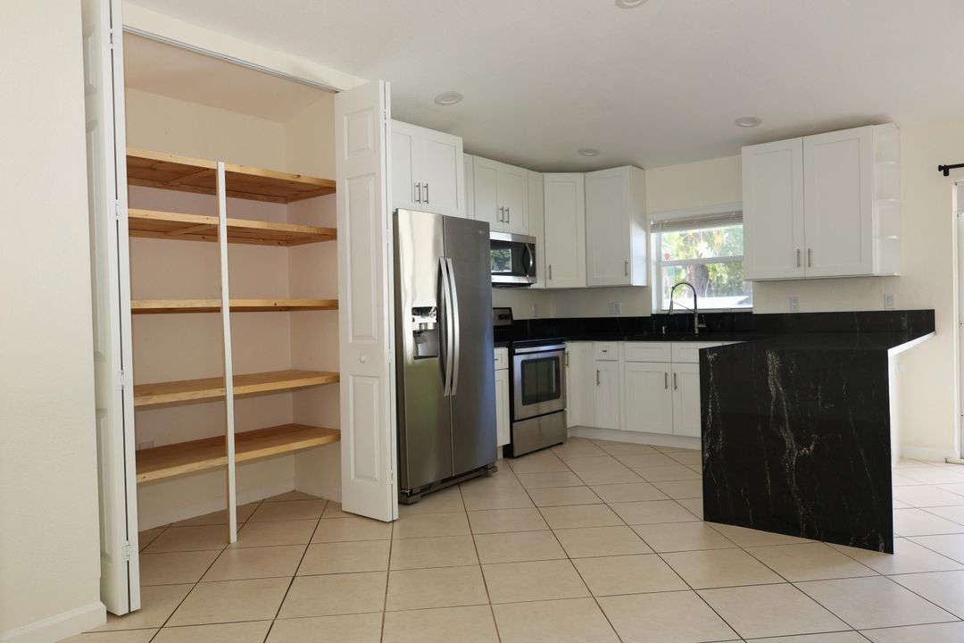 En Venta: $480,000 (3 camas, 2 baños, 1234 Pies cuadrados)