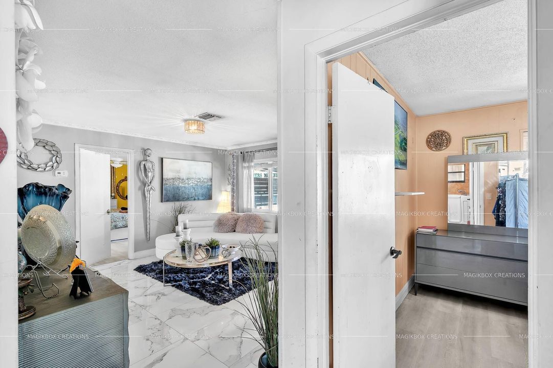 На продажу: $389,900 (3 спален, 2 ванн, 1592 Квадратных фут)