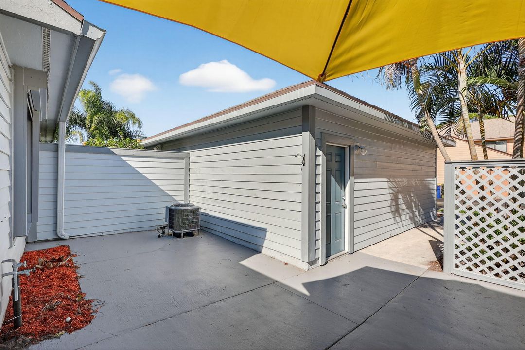 For Sale: $315,000 (2 beds, 2 baths, 1193 Square Feet)