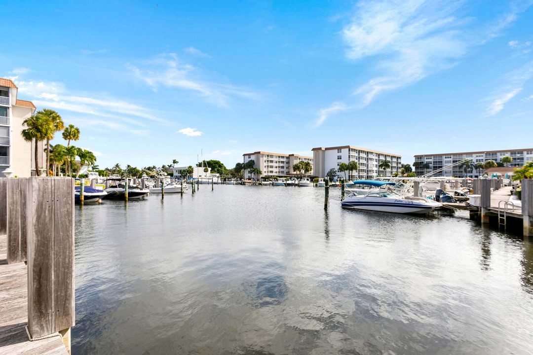 En Venta: $398,750 (2 camas, 2 baños, 1200 Pies cuadrados)