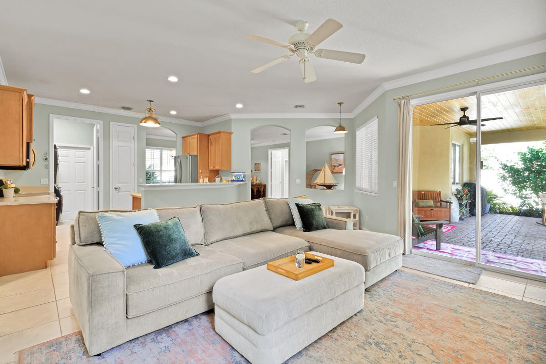 For Sale: $419,000 (3 beds, 2 baths, 1755 Square Feet)