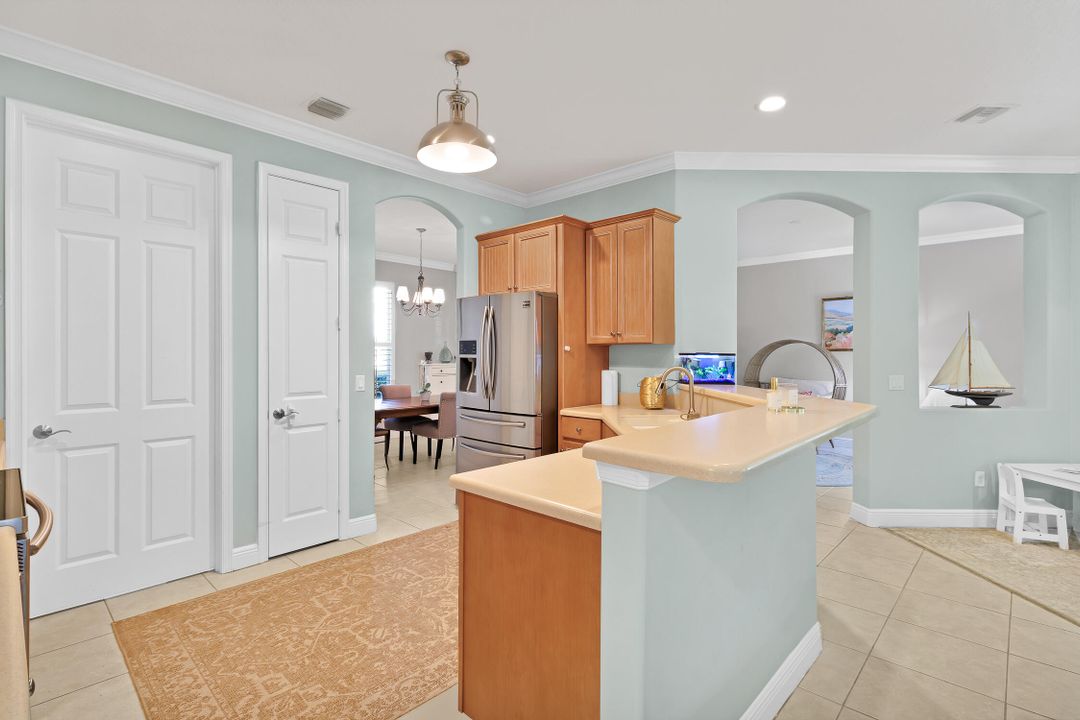 For Sale: $419,000 (3 beds, 2 baths, 1755 Square Feet)