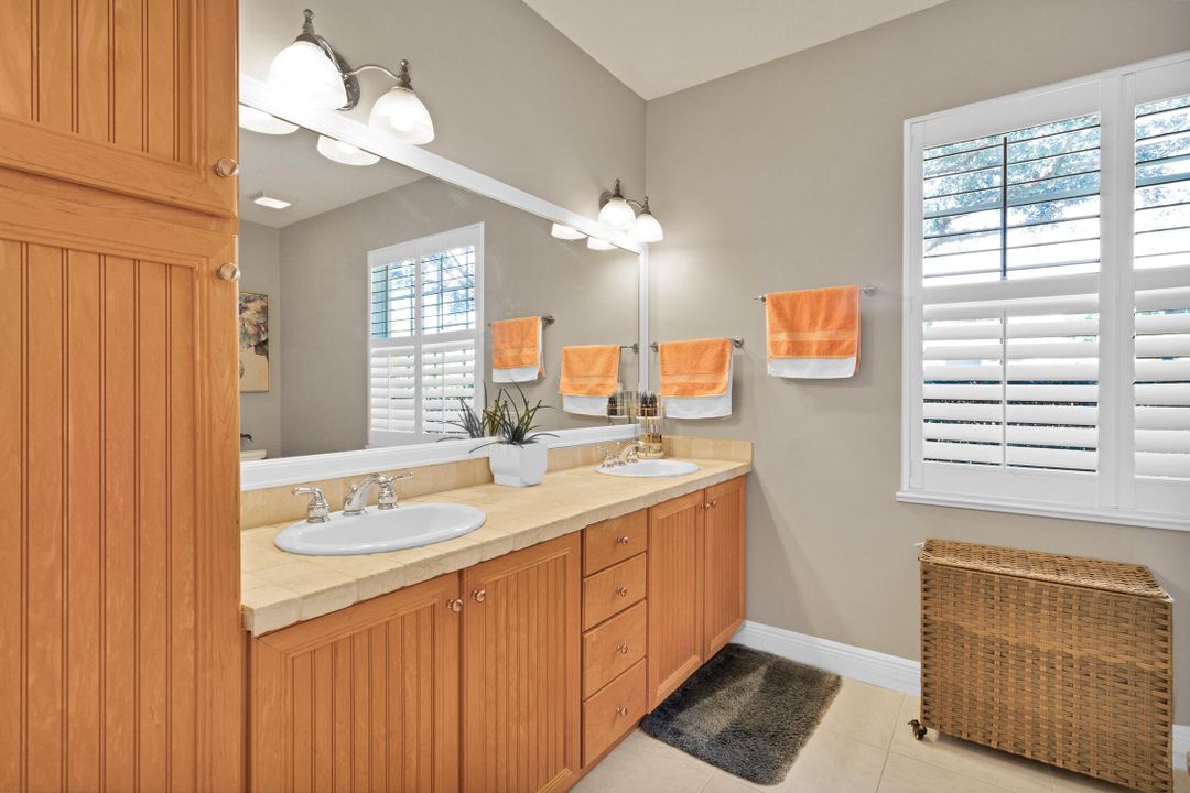 For Sale: $419,000 (3 beds, 2 baths, 1755 Square Feet)