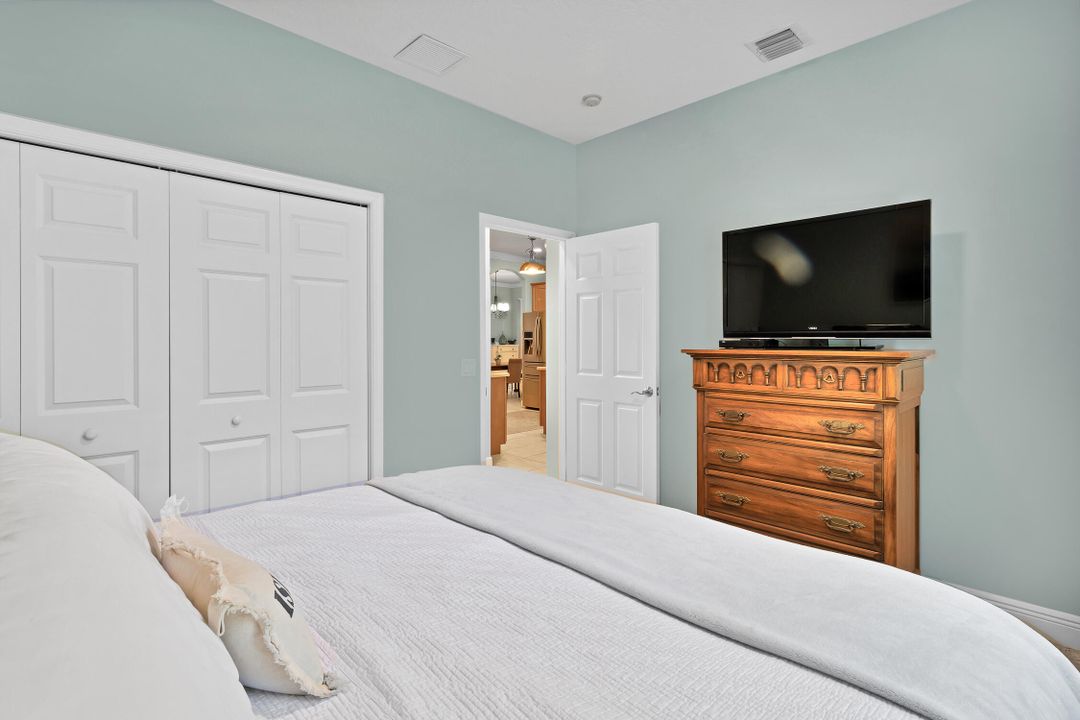 For Sale: $419,000 (3 beds, 2 baths, 1755 Square Feet)