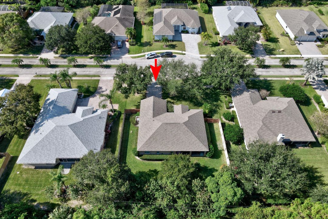 For Sale: $419,000 (3 beds, 2 baths, 1755 Square Feet)