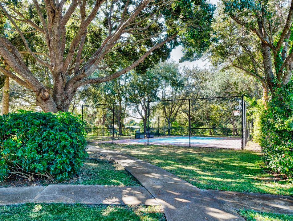 For Sale: $419,000 (3 beds, 2 baths, 1755 Square Feet)