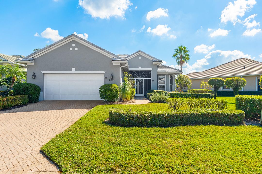 На продажу: $650,000 (3 спален, 2 ванн, 1800 Квадратных фут)