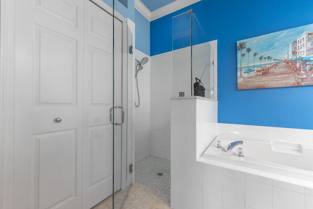 На продажу: $650,000 (3 спален, 2 ванн, 1800 Квадратных фут)