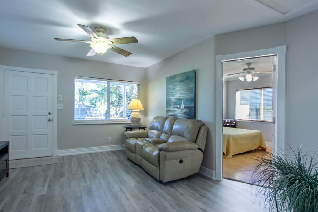 En Venta: $428,951 (2 camas, 1 baños, 974 Pies cuadrados)