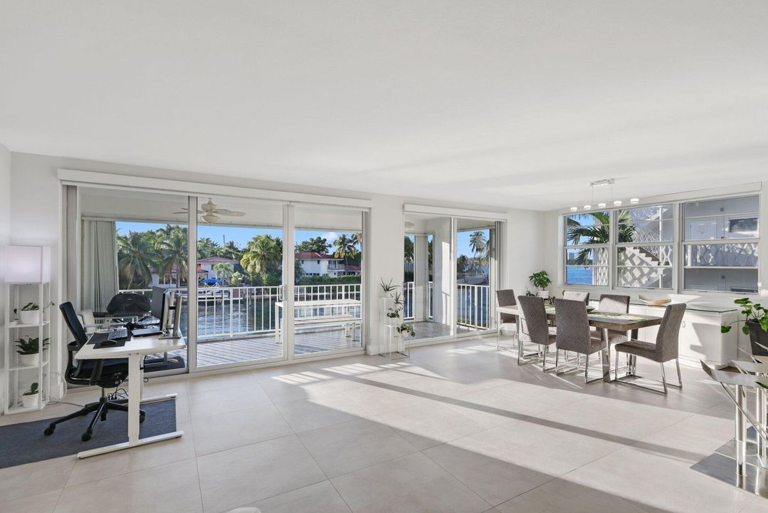 For Sale: $1,110,000 (2 beds, 2 baths, 2045 Square Feet)