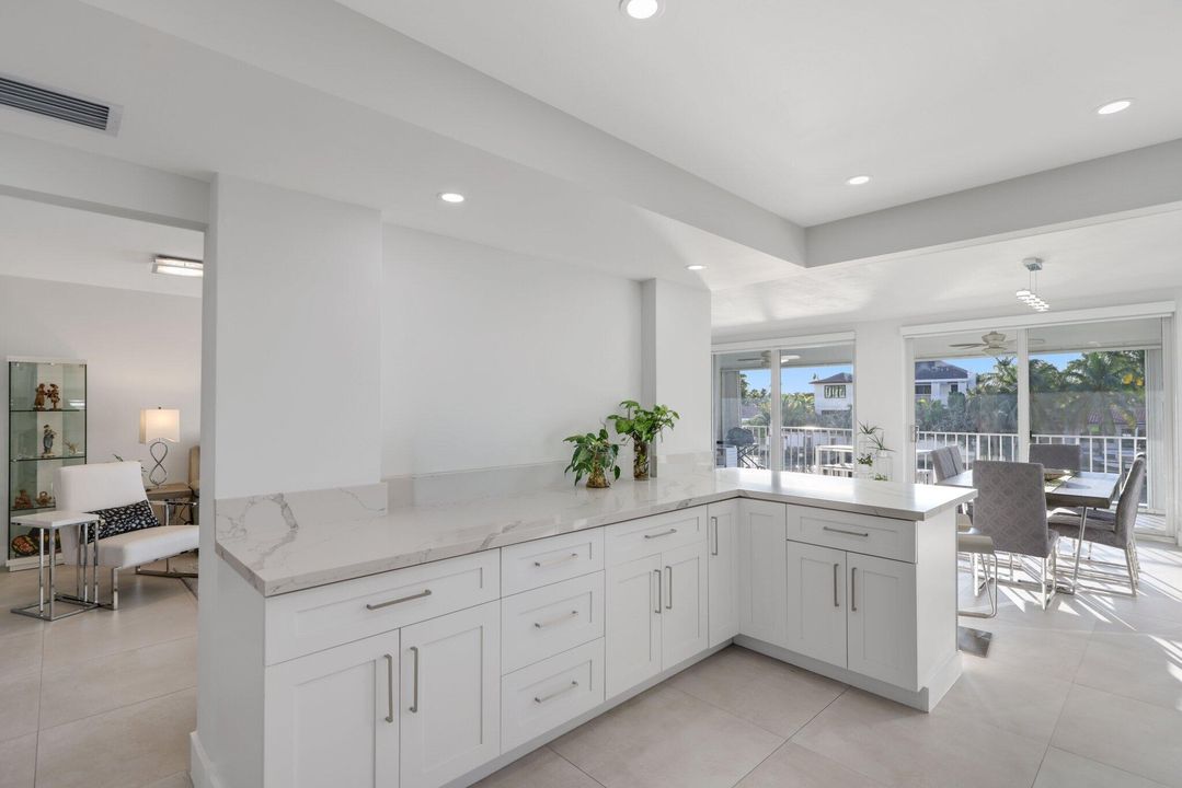 For Sale: $1,110,000 (2 beds, 2 baths, 2045 Square Feet)