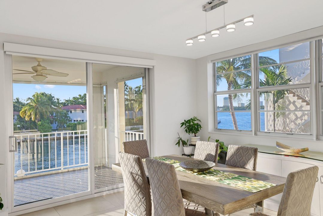 For Sale: $1,110,000 (2 beds, 2 baths, 2045 Square Feet)