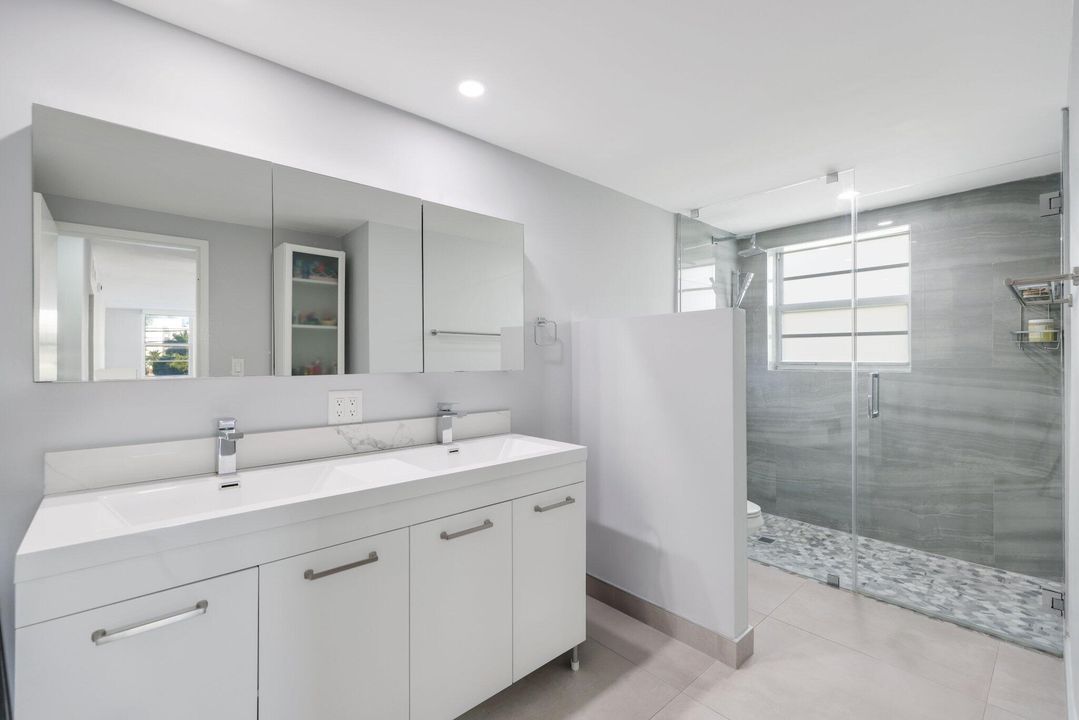 For Sale: $1,110,000 (2 beds, 2 baths, 2045 Square Feet)