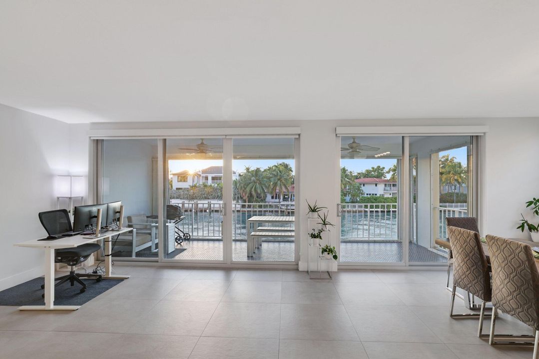 For Sale: $1,110,000 (2 beds, 2 baths, 2045 Square Feet)