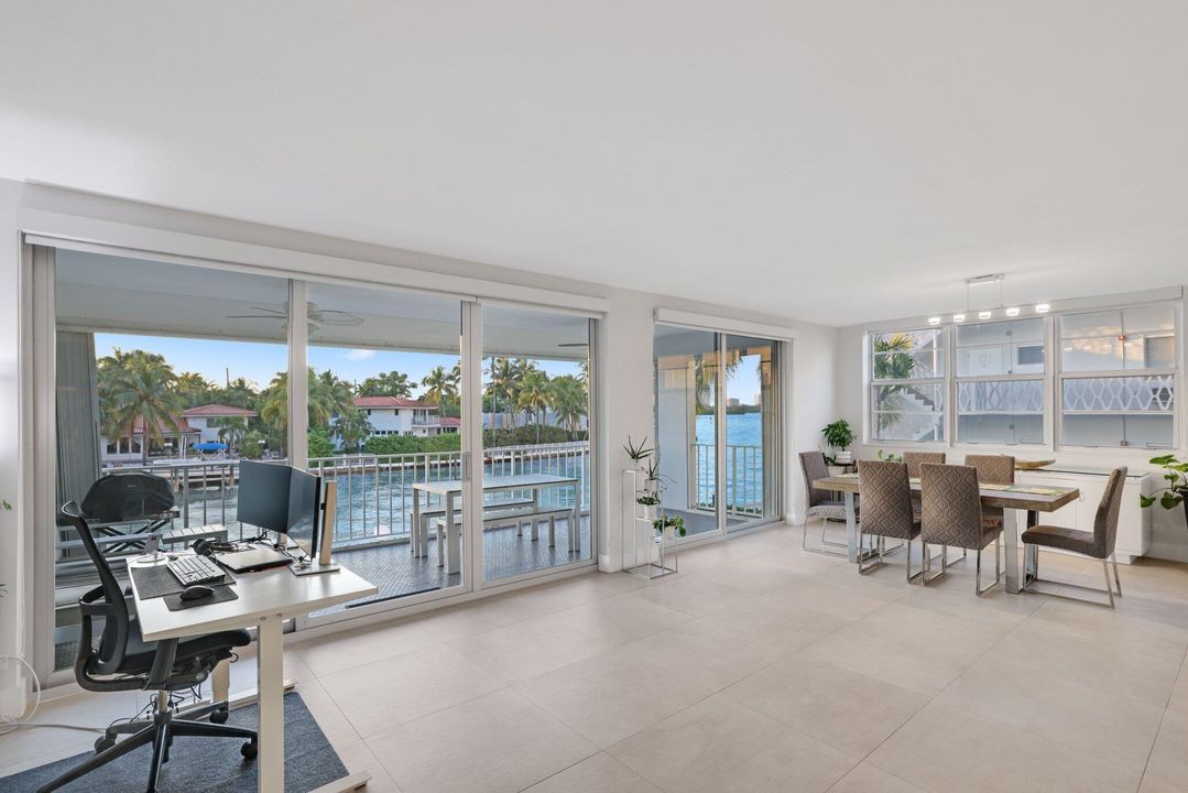 For Sale: $1,110,000 (2 beds, 2 baths, 2045 Square Feet)