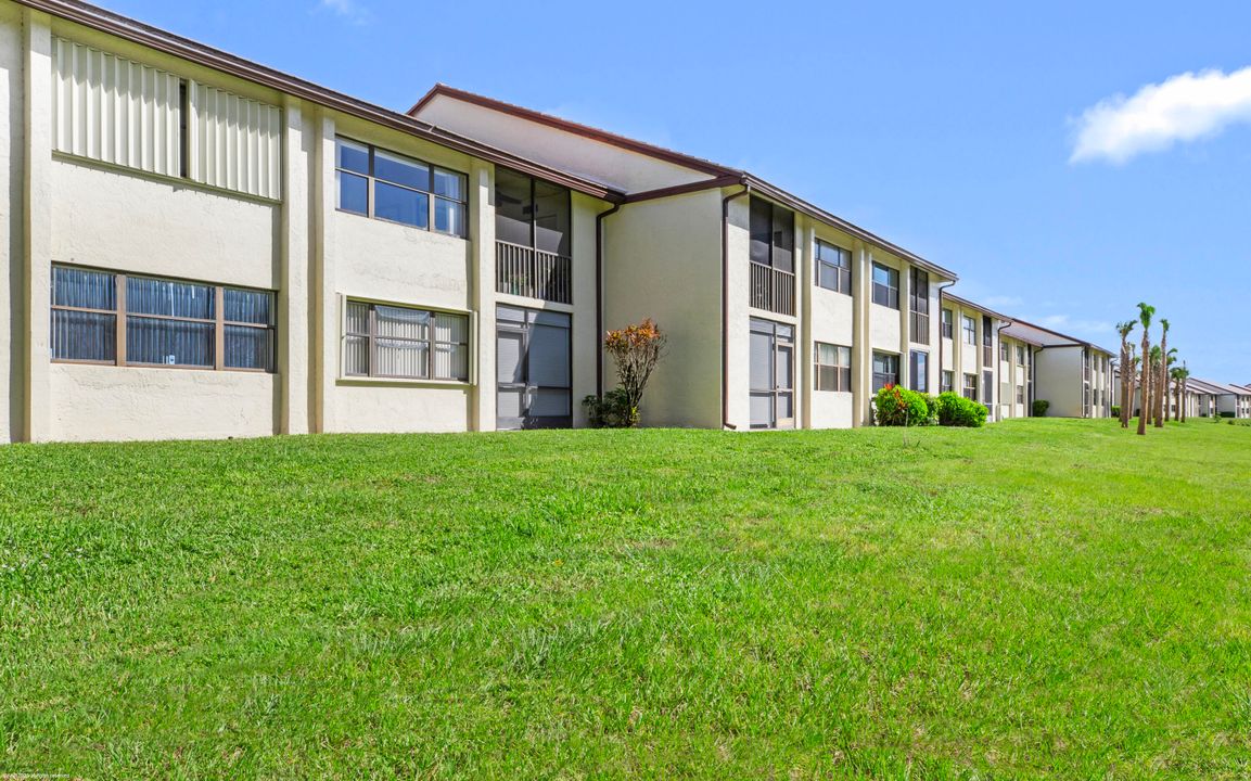 For Rent: $1,700 (2 beds, 2 baths, 1186 Square Feet)