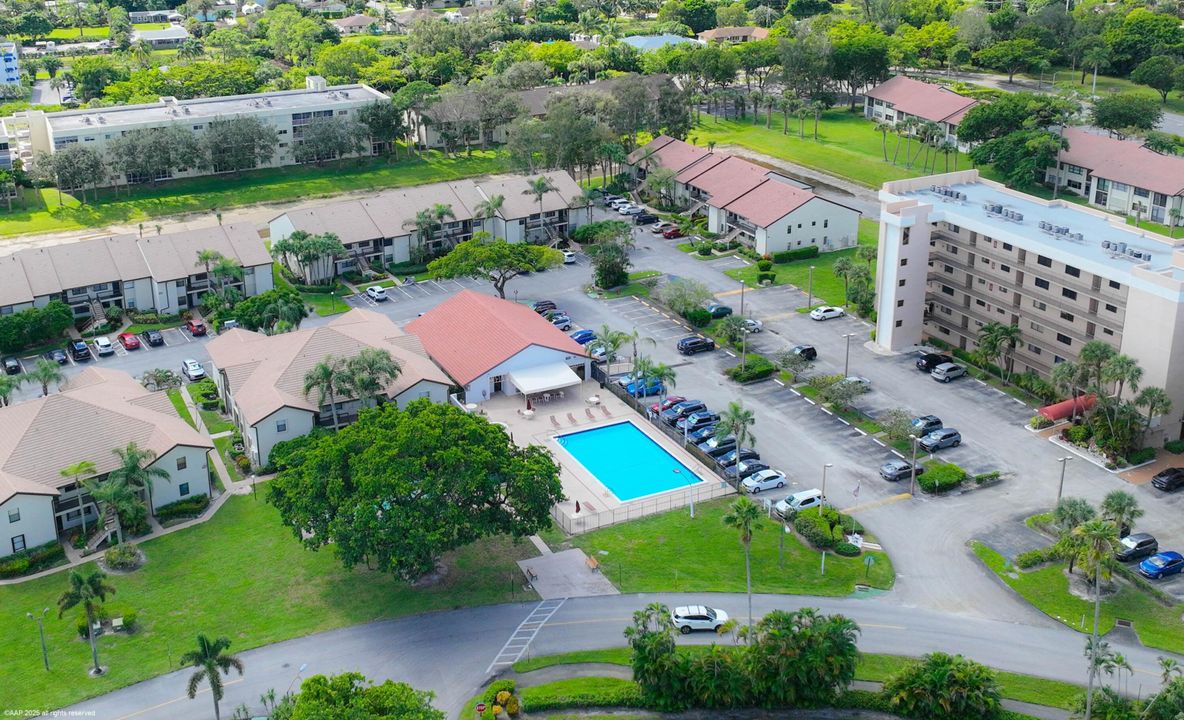 For Rent: $1,700 (2 beds, 2 baths, 1186 Square Feet)