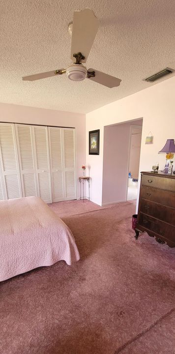 For Sale: $419,000 (2 beds, 2 baths, 1369 Square Feet)