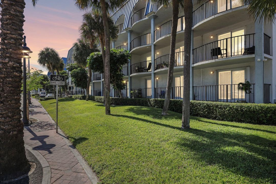 待售: $370,000 (2 贝兹, 2 浴室, 1145 平方英尺)