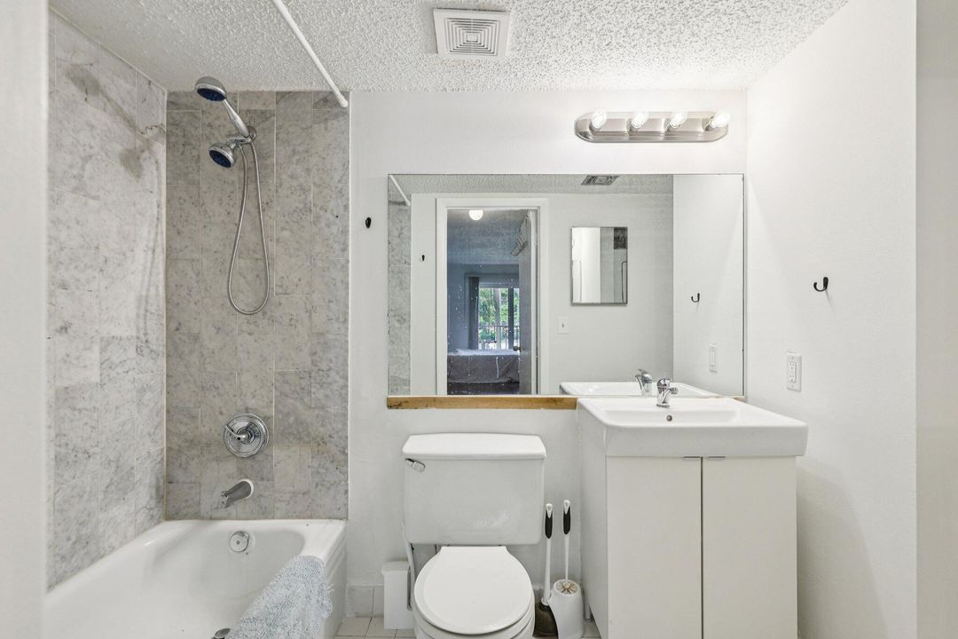 待售: $370,000 (2 贝兹, 2 浴室, 1145 平方英尺)